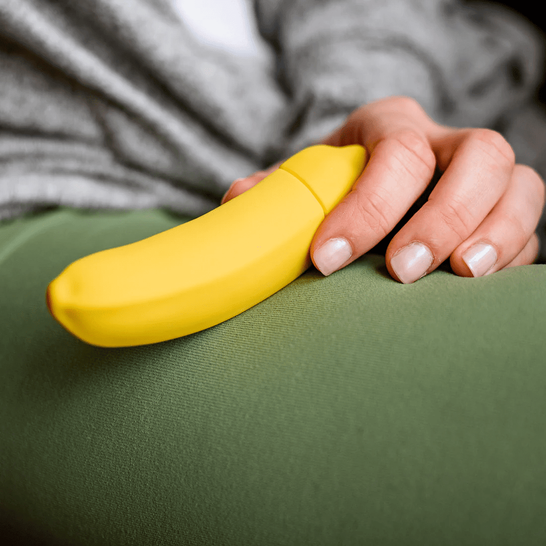 Banana Emojibator - FifthGate