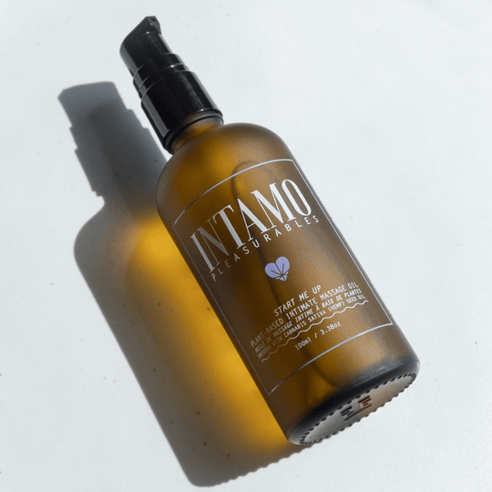 Intamo Start Me Up Massage Oil 3.38oz - FifthGate