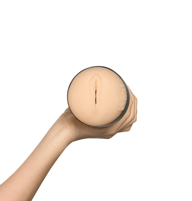 Kiiroo FeelKenzie Stroker - FifthGate