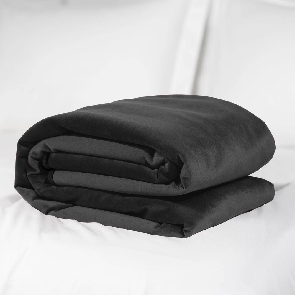 Fascinator Throw Black Velvish - Travel Size - FifthGate