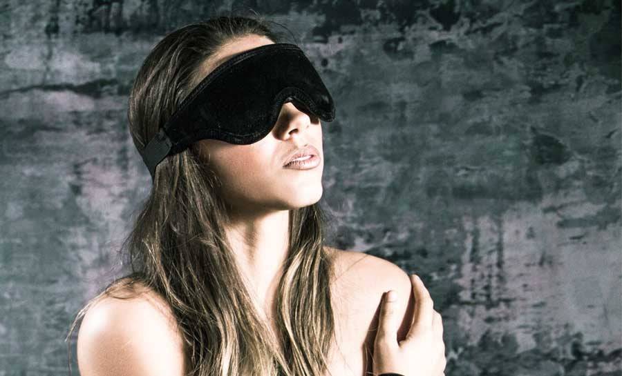Black Label Plush Blindfold Black Microfiber - FifthGate