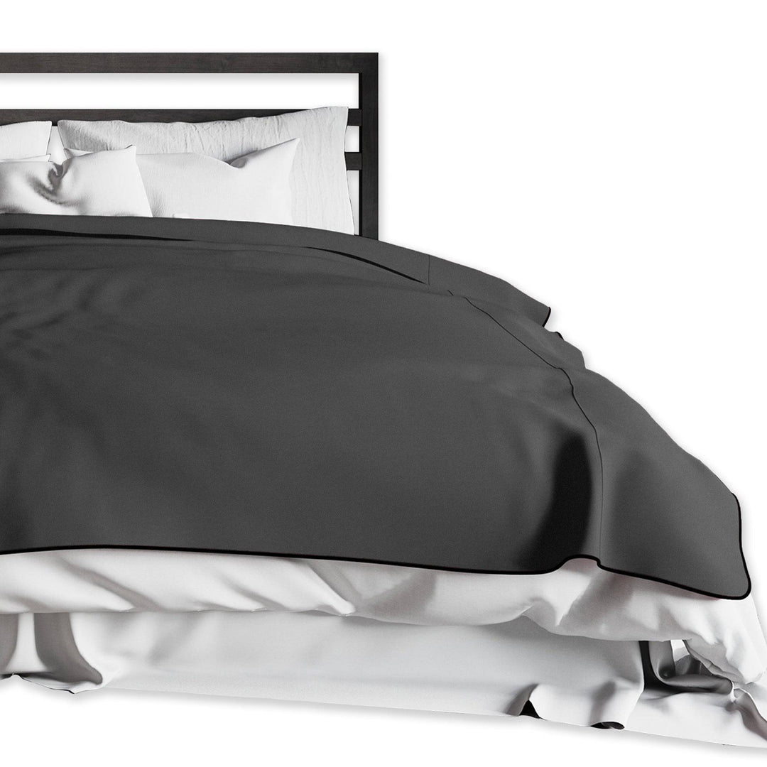 Fascinator Lush Throw  Black Microvelvet - King Size - FifthGate