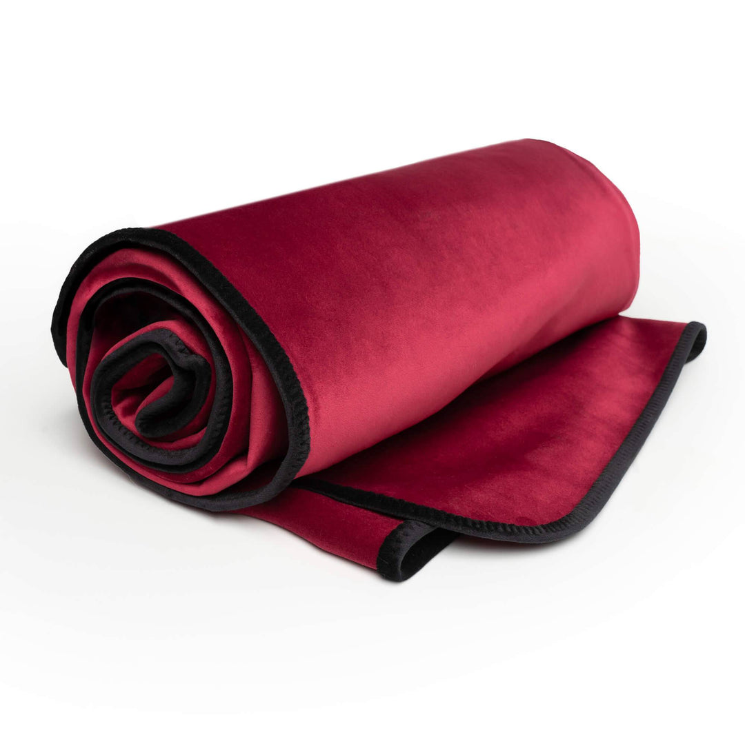 Fascinator Lush Throw  Merlot Microvelvet - King Size - FifthGate